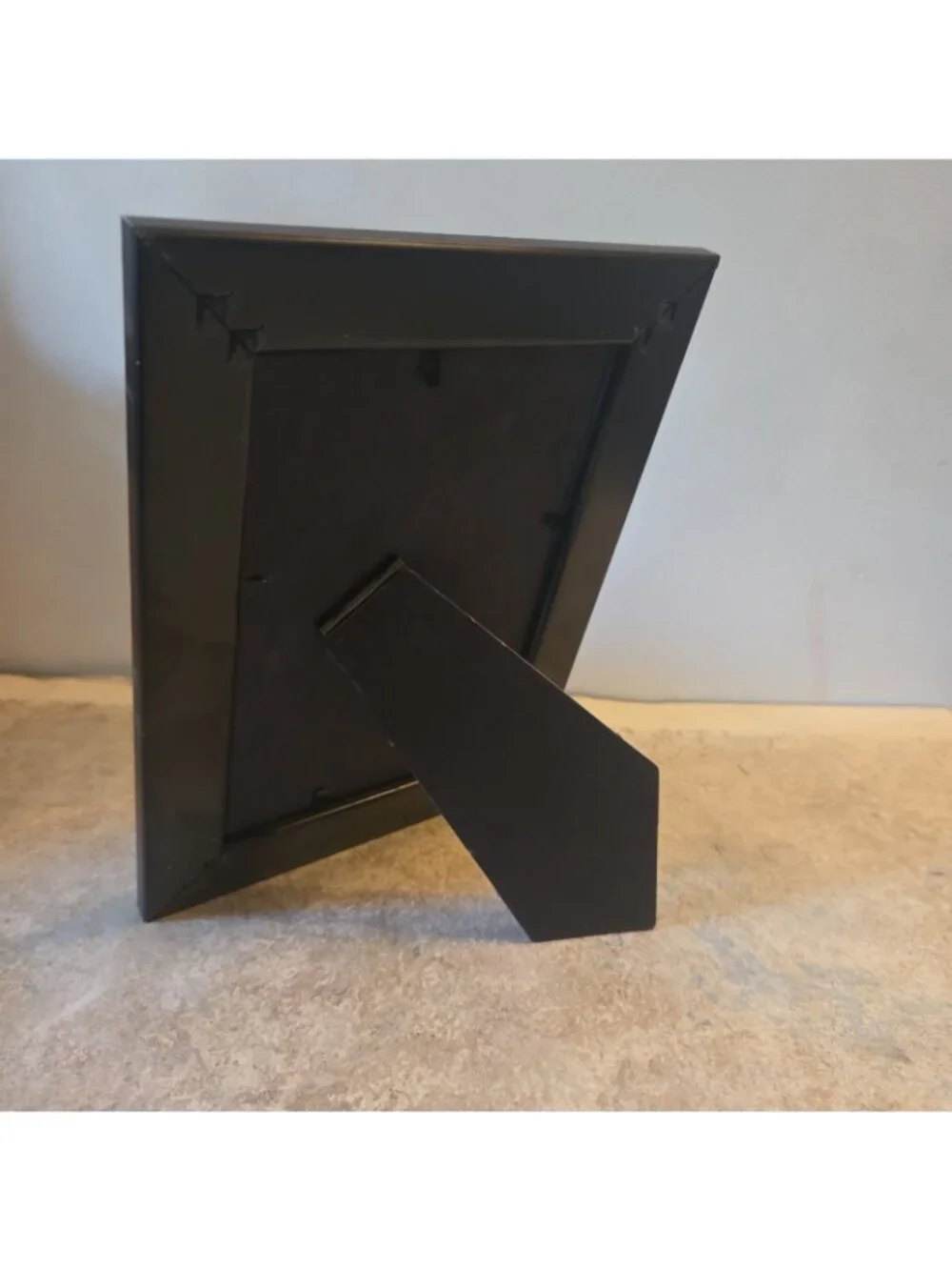 Frame for 4